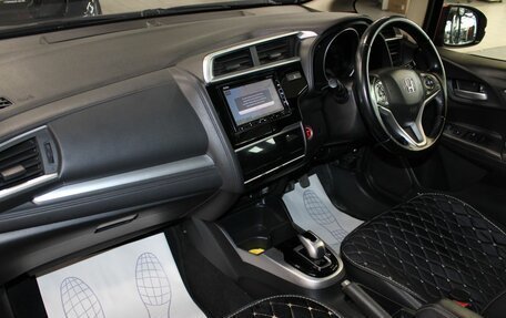 Honda Fit III, 2018 год, 1 295 000 рублей, 14 фотография