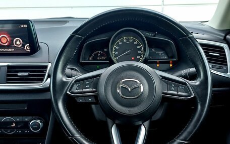Mazda 3, 2018 год, 1 744 000 рублей, 20 фотография