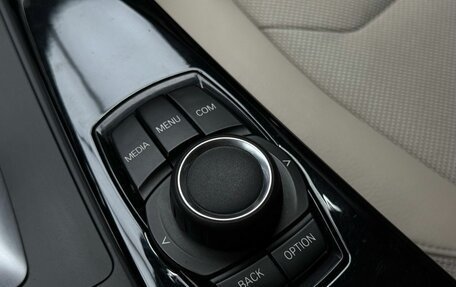 BMW 3 серия, 2018 год, 2 099 000 рублей, 20 фотография
