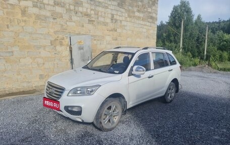 Lifan X60 I рестайлинг, 2013 год, 600 000 рублей, 3 фотография