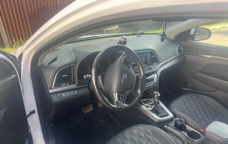 Hyundai Elantra VI рестайлинг, 2017 год, 1 620 000 рублей, 16 фотография