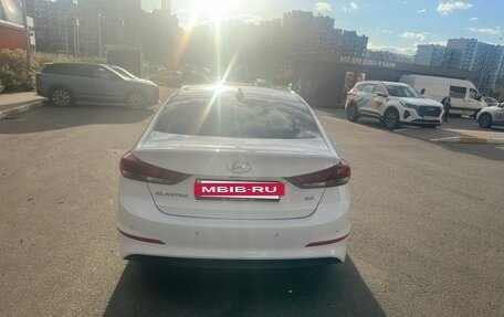 Hyundai Elantra VI рестайлинг, 2017 год, 1 620 000 рублей, 10 фотография