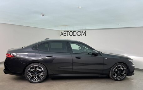 BMW 5 серия, 2024 год, 7 700 000 рублей, 6 фотография