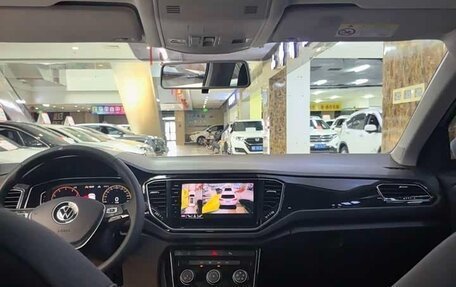 Volkswagen T-Roc I, 2022 год, 1 784 010 рублей, 11 фотография