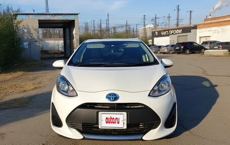 Toyota Aqua I, 2020 год, 1 450 000 рублей, 1 фотография