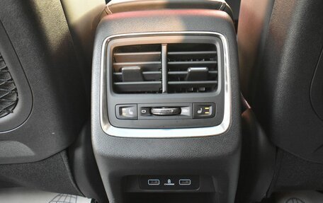 Geely Atlas, 2022 год, 2 099 000 рублей, 21 фотография