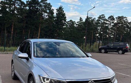 Volkswagen Passat B8 рестайлинг, 2015 год, 1 500 000 рублей, 2 фотография
