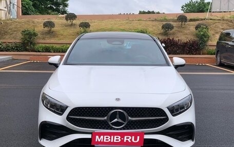 Mercedes-Benz A-Класс, 2023 год, 2 170 000 рублей, 2 фотография