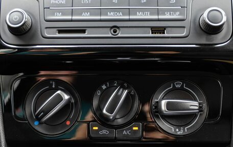 Volkswagen Polo VI (EU Market), 2017 год, 1 390 000 рублей, 19 фотография