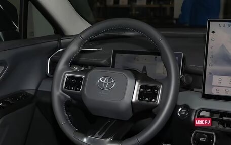 Toyota RAV4, 2025 год, 4 440 334 рублей, 7 фотография