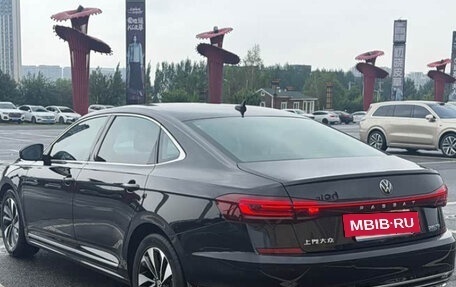 Volkswagen Passat B8 рестайлинг, 2021 год, 1 880 000 рублей, 6 фотография