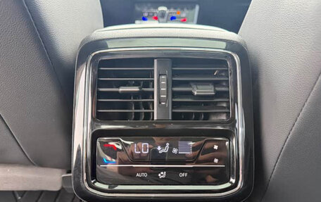 Volkswagen Passat B8 рестайлинг, 2021 год, 1 880 000 рублей, 16 фотография