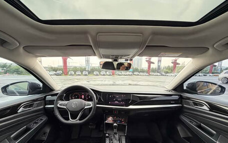 Volkswagen Passat B8 рестайлинг, 2021 год, 1 880 000 рублей, 17 фотография
