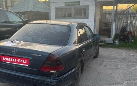 Mercedes-Benz C-Класс, 1997 год, 65 000 рублей, 2 фотография
