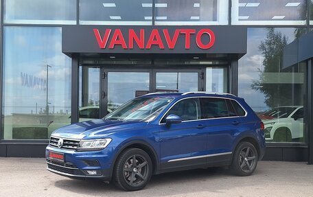Volkswagen Tiguan II, 2018 год, 2 950 000 рублей, 1 фотография