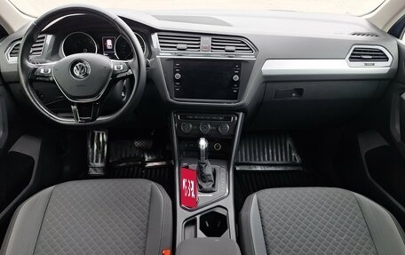 Volkswagen Tiguan II, 2018 год, 2 950 000 рублей, 12 фотография