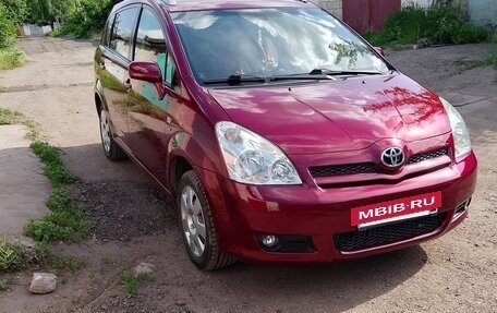 Toyota Corolla Verso I, 2005 год, 710 000 рублей, 2 фотография