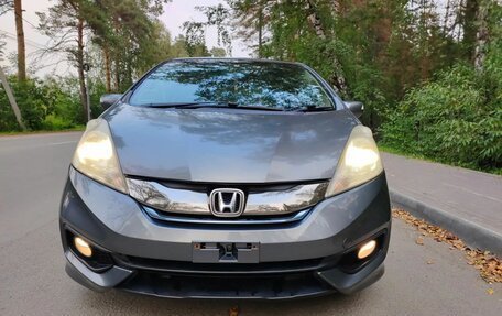 Honda Fit Shuttle I рестайлинг, 2015 год, 1 150 000 рублей, 2 фотография