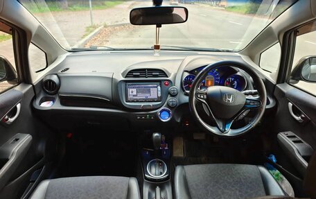 Honda Fit Shuttle I рестайлинг, 2015 год, 1 150 000 рублей, 12 фотография