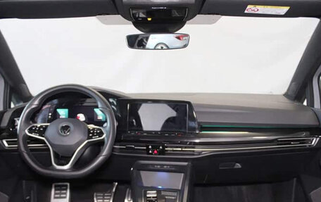 Volkswagen Golf VIII, 2022 год, 1 504 000 рублей, 8 фотография