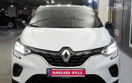 Renault Captur II, 2022 год, 1 410 005 рублей, 2 фотография