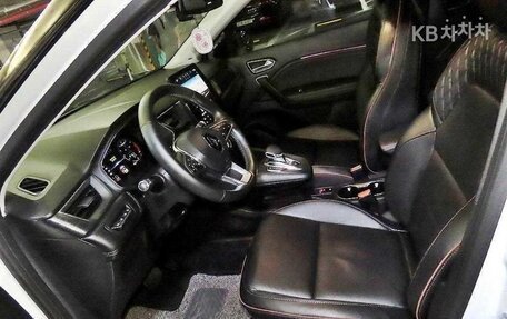 Renault Captur II, 2022 год, 1 410 005 рублей, 6 фотография