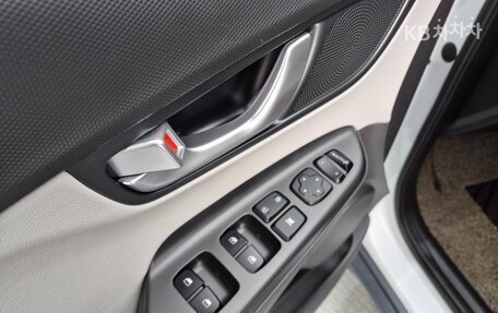 Hyundai Kona I, 2022 год, 1 730 005 рублей, 12 фотография