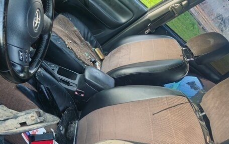 Toyota RAV4, 2005 год, 350 000 рублей, 11 фотография