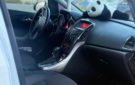 Opel Astra J, 2011 год, 620 000 рублей, 6 фотография