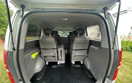 Hyundai Grand Starex Grand Starex I рестайлинг 2, 2009 год, 1 700 000 рублей, 4 фотография