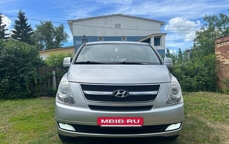 Hyundai Grand Starex Grand Starex I рестайлинг 2, 2009 год, 1 700 000 рублей, 18 фотография