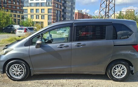 Honda Freed I, 2010 год, 950 000 рублей, 5 фотография