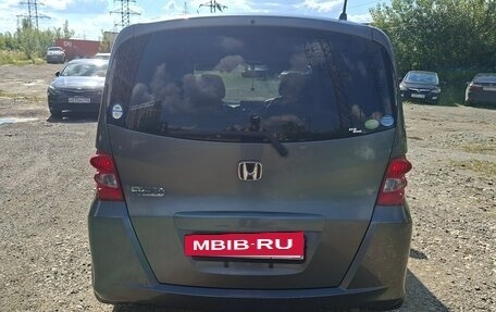 Honda Freed I, 2010 год, 950 000 рублей, 7 фотография
