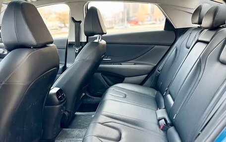 Hyundai Elantra, 2023 год, 1 260 000 рублей, 9 фотография