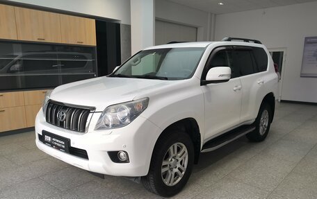 Toyota Land Cruiser Prado 150 рестайлинг 2, 2011 год, 2 550 000 рублей, 1 фотография