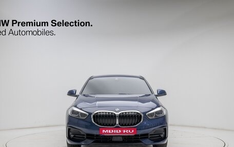 BMW 1 серия, 2021 год, 1 670 999 рублей, 1 фотография