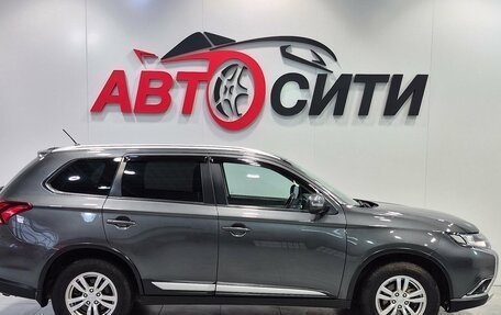 Mitsubishi Outlander III рестайлинг 3, 2015 год, 1 485 000 рублей, 8 фотография