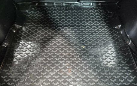 Mitsubishi Outlander III рестайлинг 3, 2015 год, 1 485 000 рублей, 20 фотография