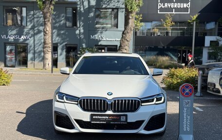 BMW 5 серия, 2023 год, 6 190 000 рублей, 2 фотография