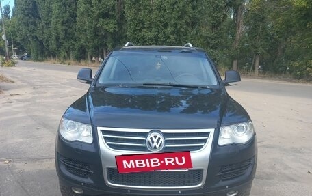 Volkswagen Touareg III, 2008 год, 990 000 рублей, 2 фотография