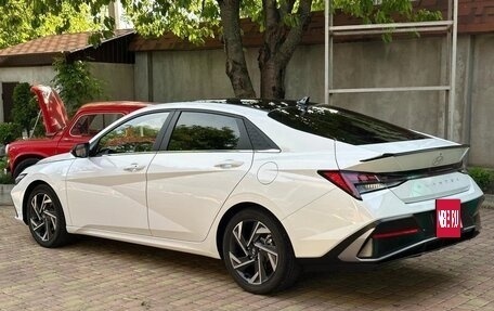 Hyundai Elantra, 2023 год, 2 070 000 рублей, 5 фотография