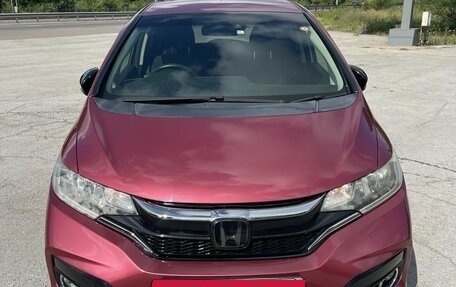 Honda Fit III, 2018 год, 1 080 000 рублей, 5 фотография