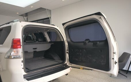 Toyota Land Cruiser Prado 150 рестайлинг 2, 2011 год, 2 550 000 рублей, 28 фотография