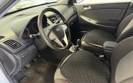 Hyundai Solaris II рестайлинг, 2011 год, 520 000 рублей, 9 фотография