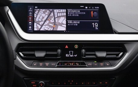 BMW 1 серия, 2021 год, 1 670 999 рублей, 12 фотография