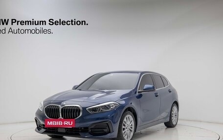 BMW 1 серия, 2021 год, 1 670 999 рублей, 2 фотография