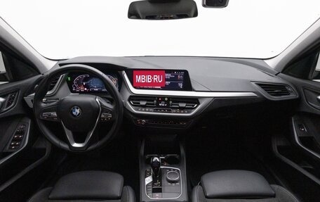 BMW 1 серия, 2021 год, 1 670 999 рублей, 6 фотография