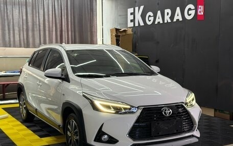 Toyota Yaris XP150 рестайлинг, 2021 год, 1 550 000 рублей, 2 фотография