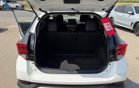 Toyota Yaris XP150 рестайлинг, 2021 год, 1 550 000 рублей, 12 фотография