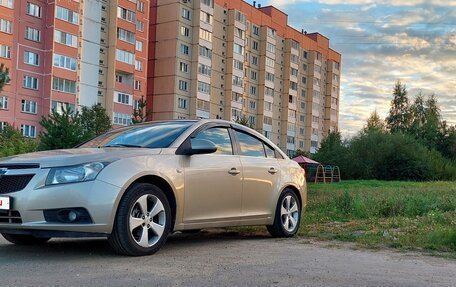Chevrolet Cruze II, 2011 год, 685 000 рублей, 5 фотография